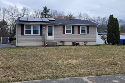 37 Kathleen St