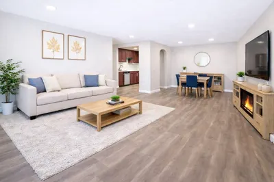 7 Gibbs St #7