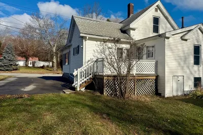 22 S Main St #1