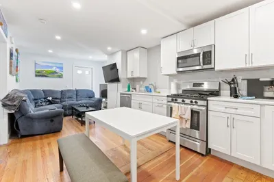 651 E 7th Street #2