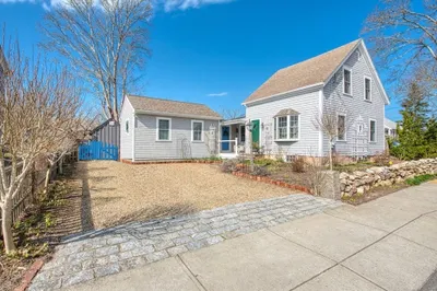 23 Mechanic St 1