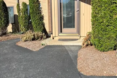 323 Trailside Way #323 1