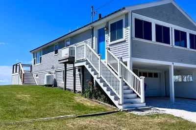 9 Seamarsh Way 1