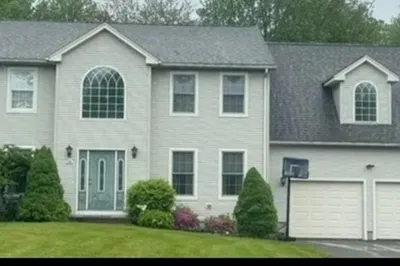 25 Helen Ln 1