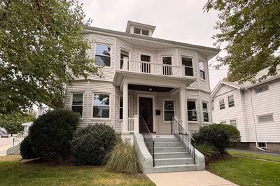 340 School St 1