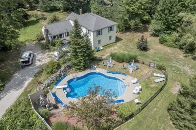 343 Lake Road 1