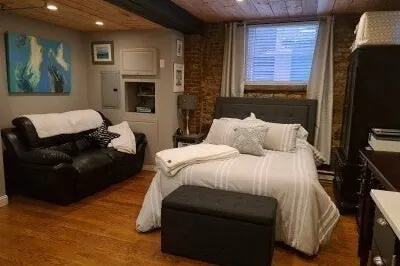 7 Unity St #1