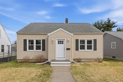 38 White St