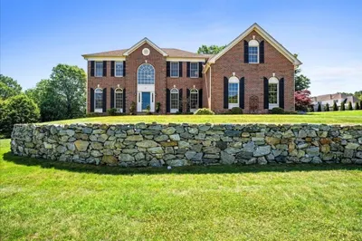 21 Morgan Dr 1