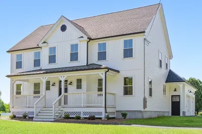 38 Hemlock Street 1
