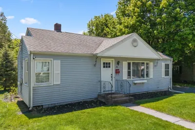 42 Woodway Drive 1