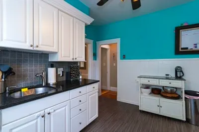 112 West Wyoming Ave #1 1
