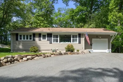 4 Leland Hill Rd 1