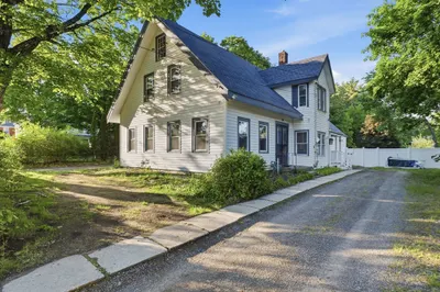 9 Turnpike Rd 1