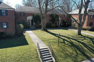 46 Grant Ave #46 1