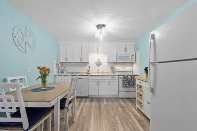2 Walker Road #7 1