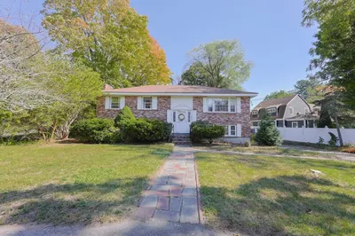 175 West St