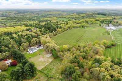41 Pinnacle Rd 1