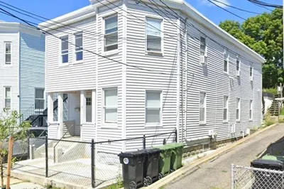 16 Berkeley St #2 1