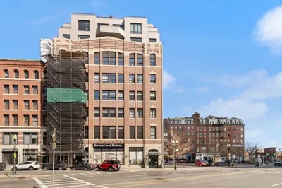 121 Portland St #611