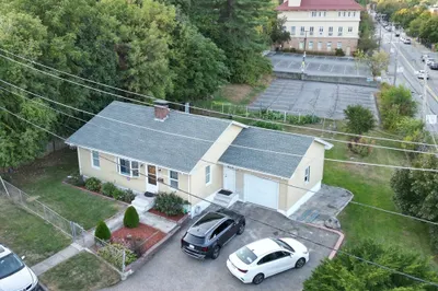 111 Pasadena Pkwy 1