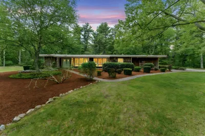 709 Walnut Plain Rd