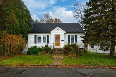 34 Brightwood Ave 1