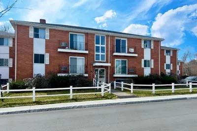 7 Endicott St #6 1