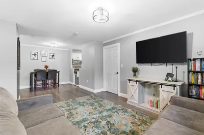 61 Wright St #102 1