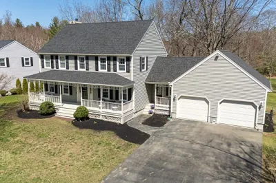 35 Westwind Dr 1