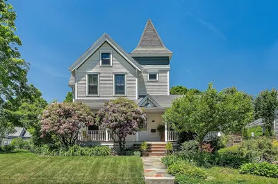 94 Pleasant Street 1
