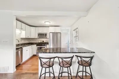 3 Lascala Ave 1
