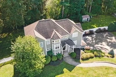 380 Mohawk Rd 1