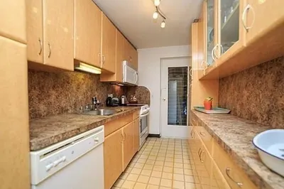 14 Commonwealth Ct #9