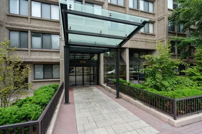 1731 Beacon St #1403