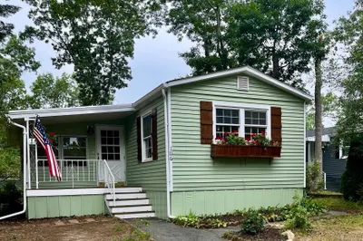 106 Dolittle Lane 1