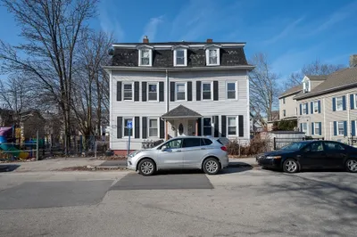 34 Newbury St 1