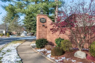 1 Mansion Woods Dr #G