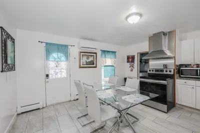 43 Emerald Street 1