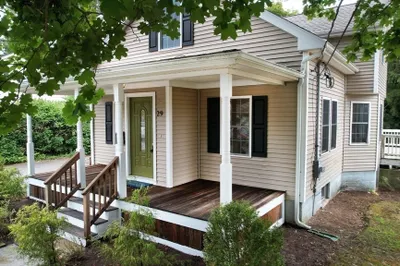 29 Ellis Ave 1