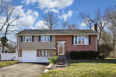 26 Arcadia Rd