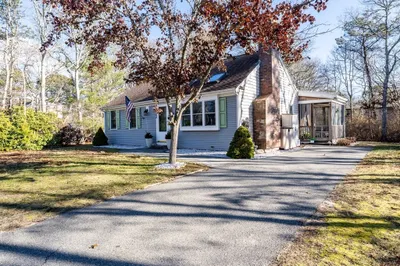 522 Lincoln Road Ext 1