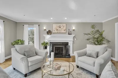 17 Olde Common Drive #17 1