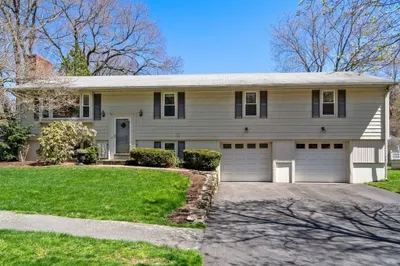 31 Pine Tree Drive