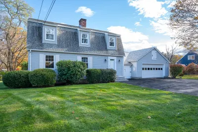 51 Kelly St