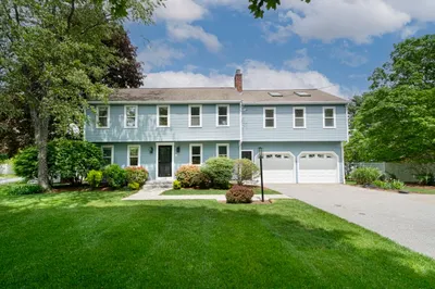 130 Pleasant St 1