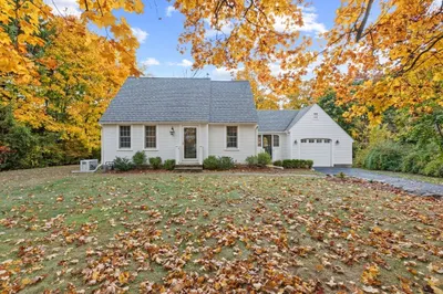 12 Hall Road