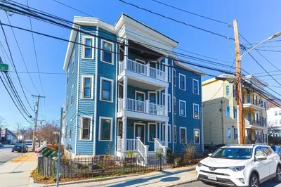 40 Breed St #1