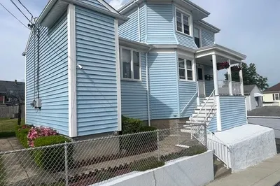 150 Eaton St