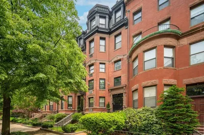 281 Beacon St #18